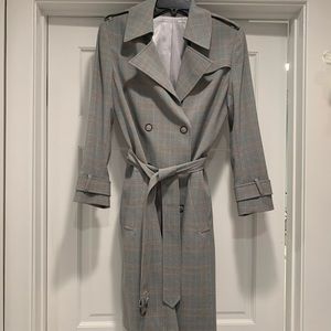 BRAND NEW COAT BY ELIE TAHARI